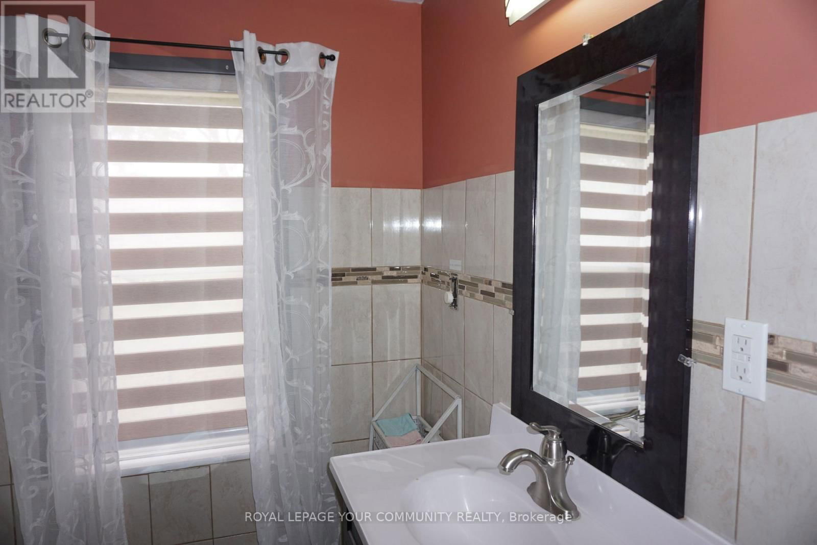 2894 COUNTY 48 ROAD Image 25