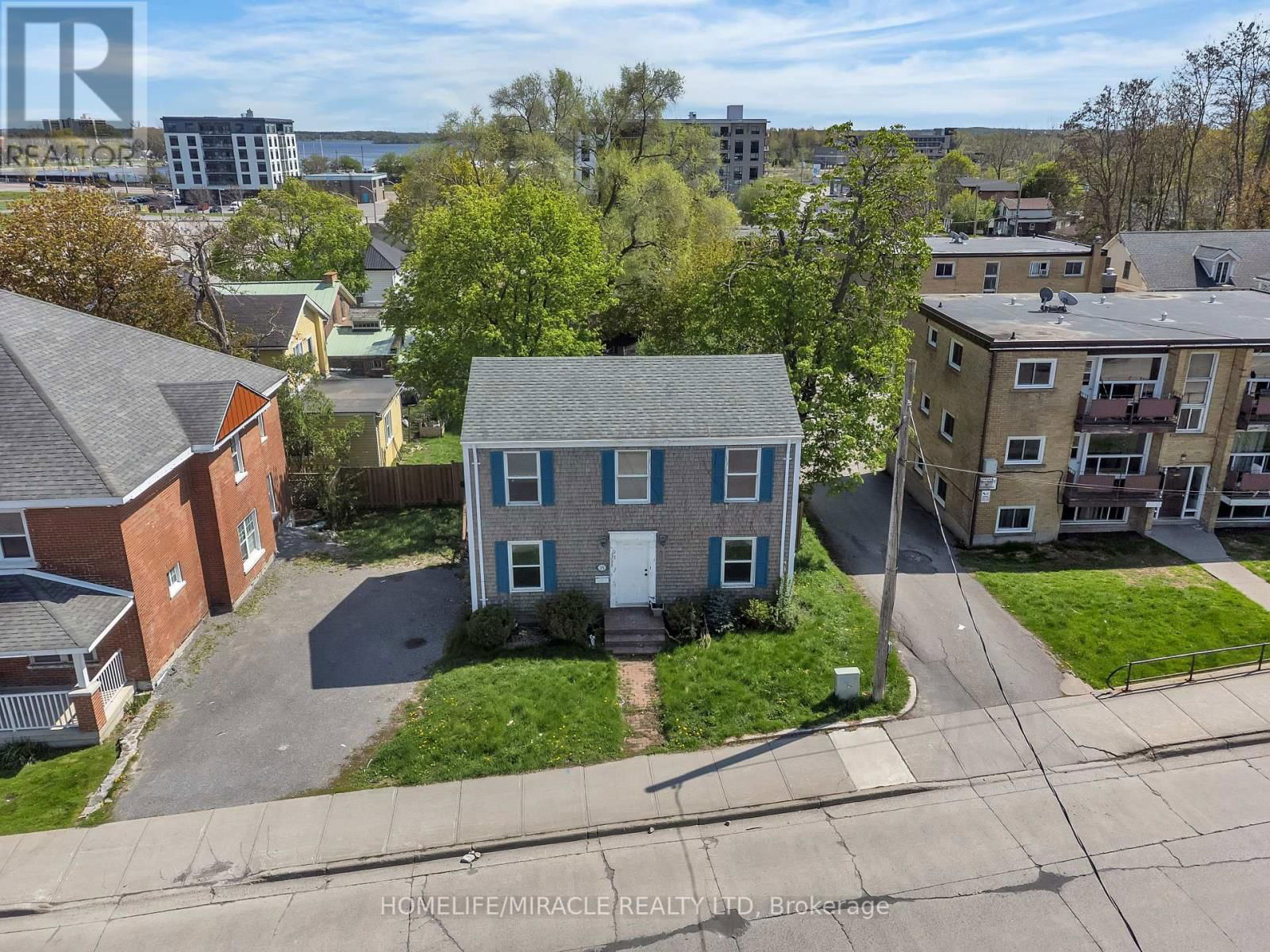 35 BRIDGE STREET WEST Image 35