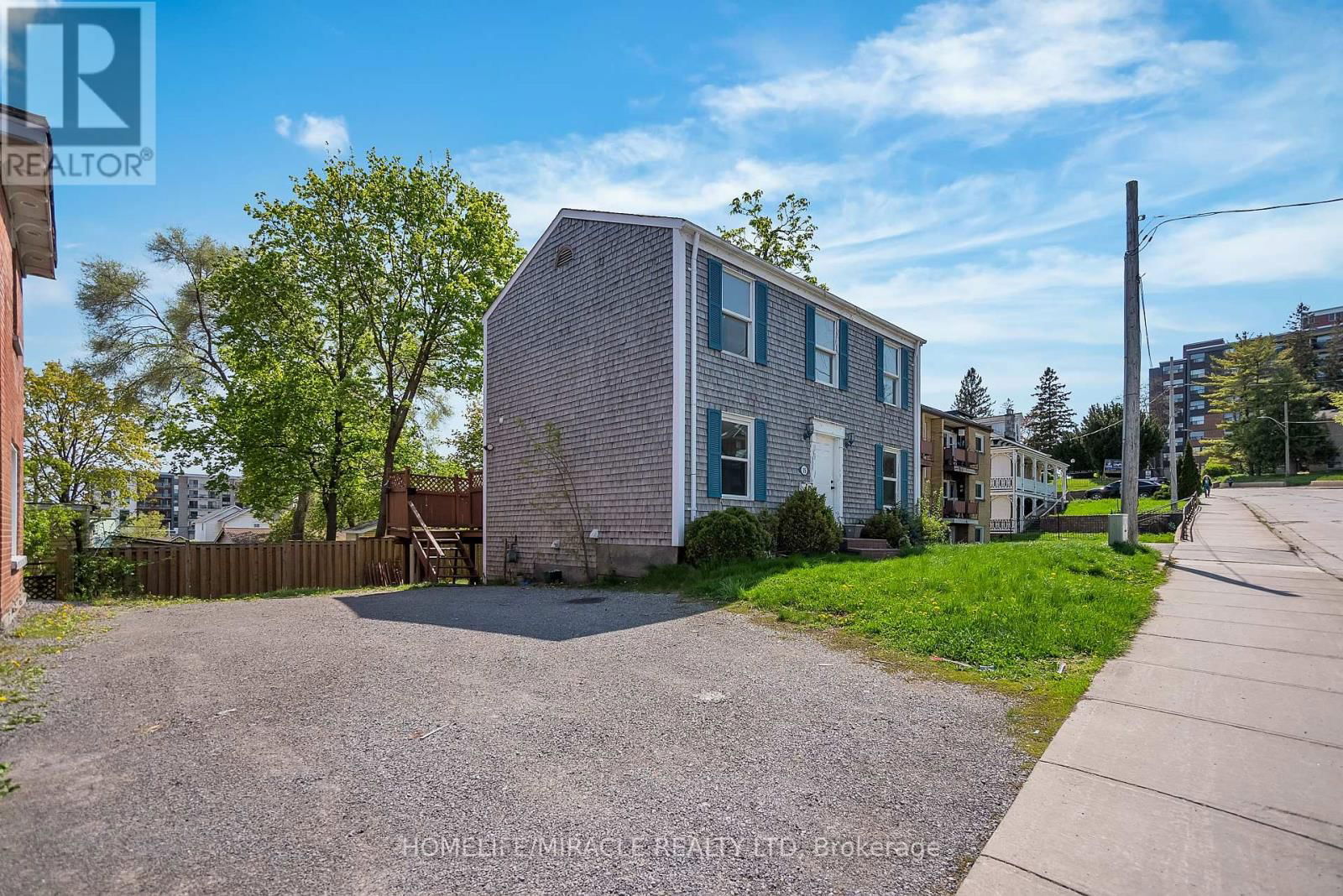 35 BRIDGE STREET WEST Image 4