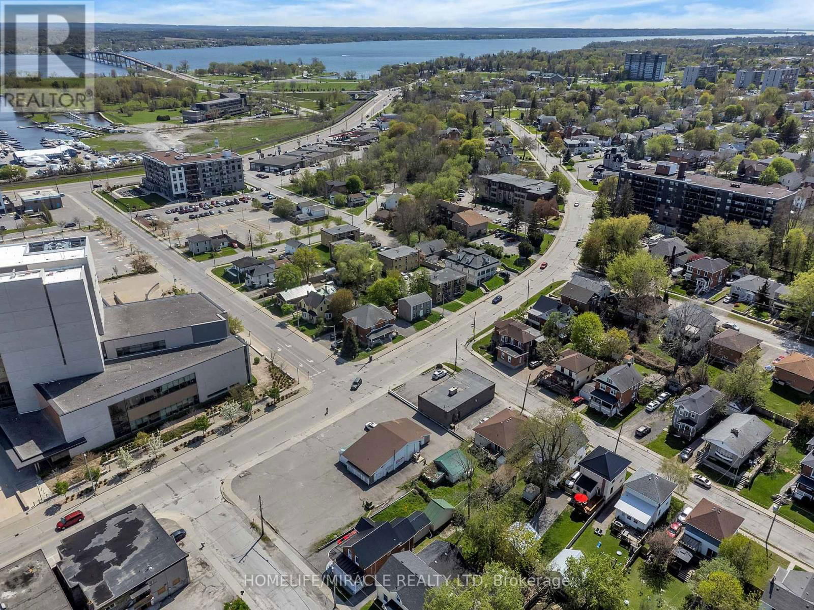 35 BRIDGE STREET WEST Image 40