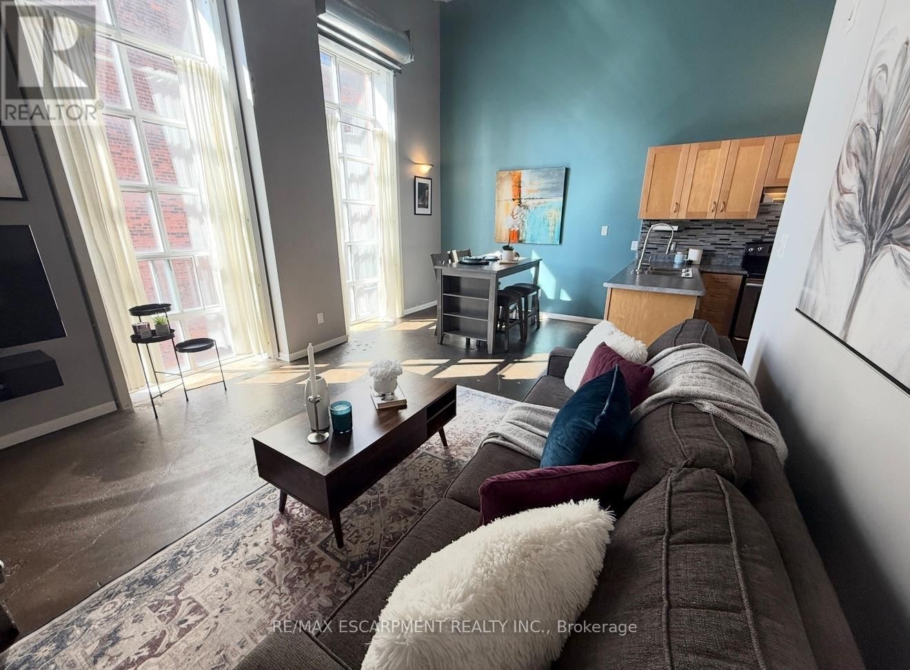 406 - 11 REBECCA STREET Image 12