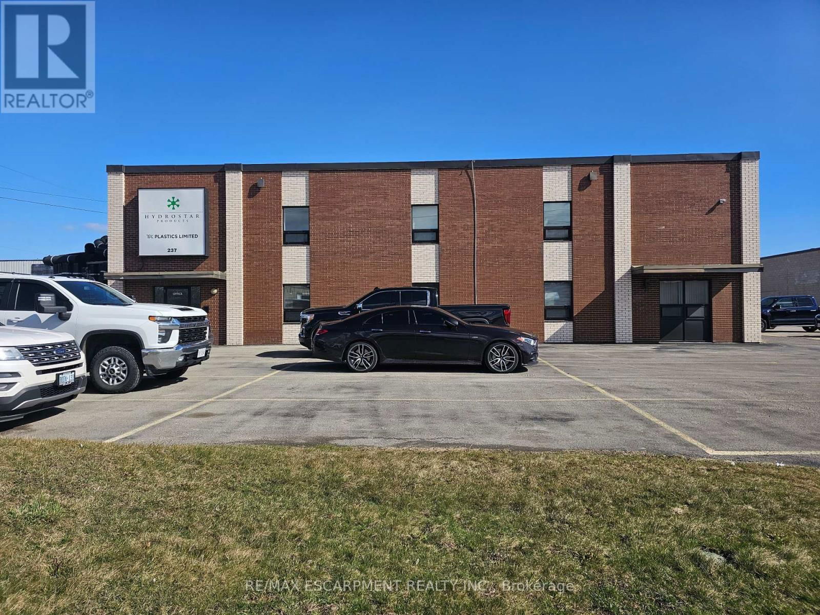 237 ARVIN AVENUE Image 3