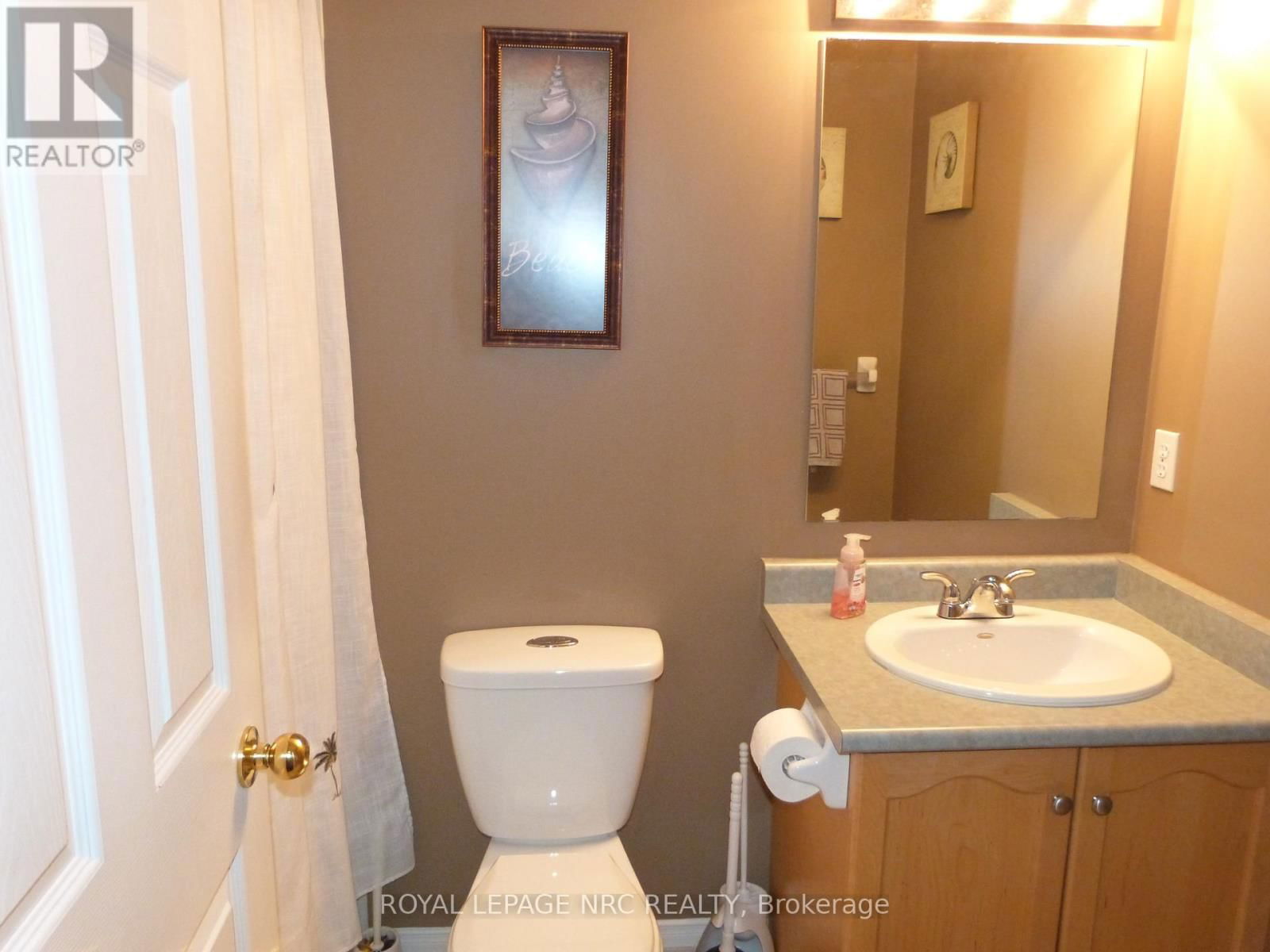 175 ST.LAWRENCE DRIVE WEST Image 14