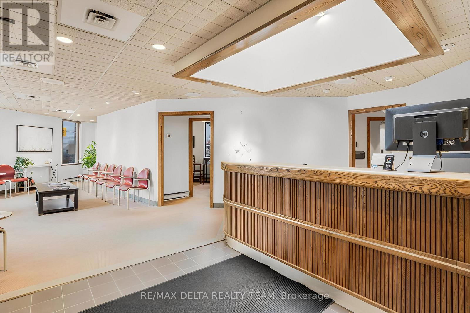2548 ST JOSEPH BOULEVARD Image 5