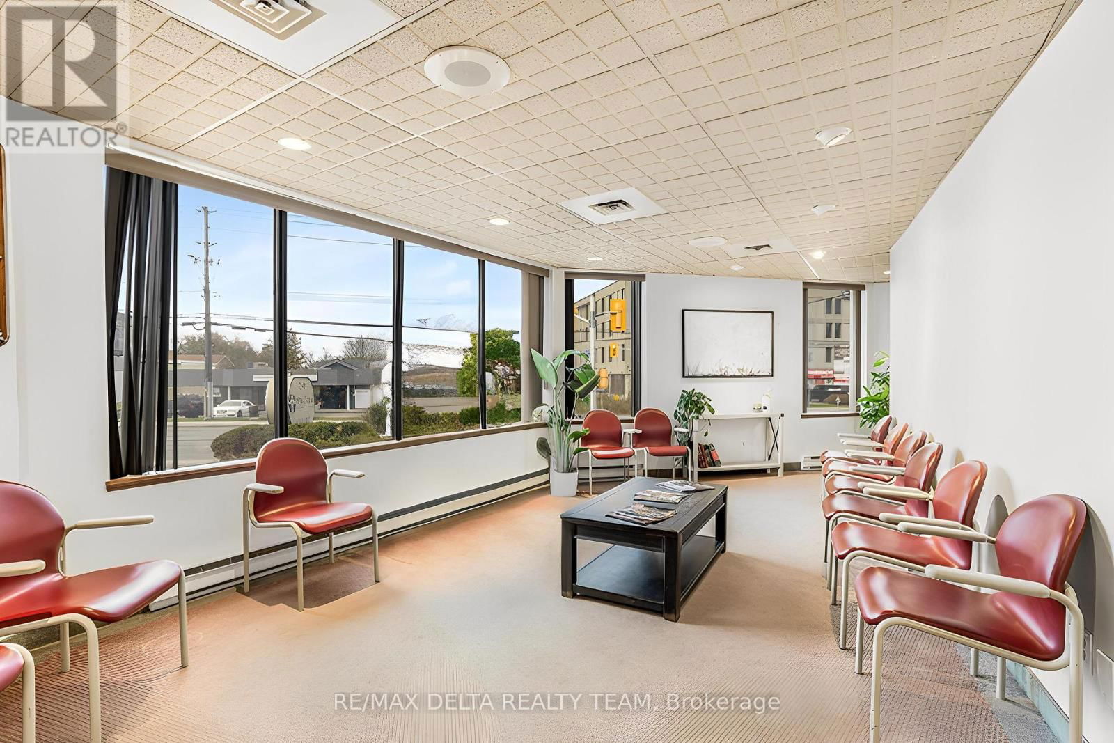 2548 ST JOSEPH BOULEVARD Image 7