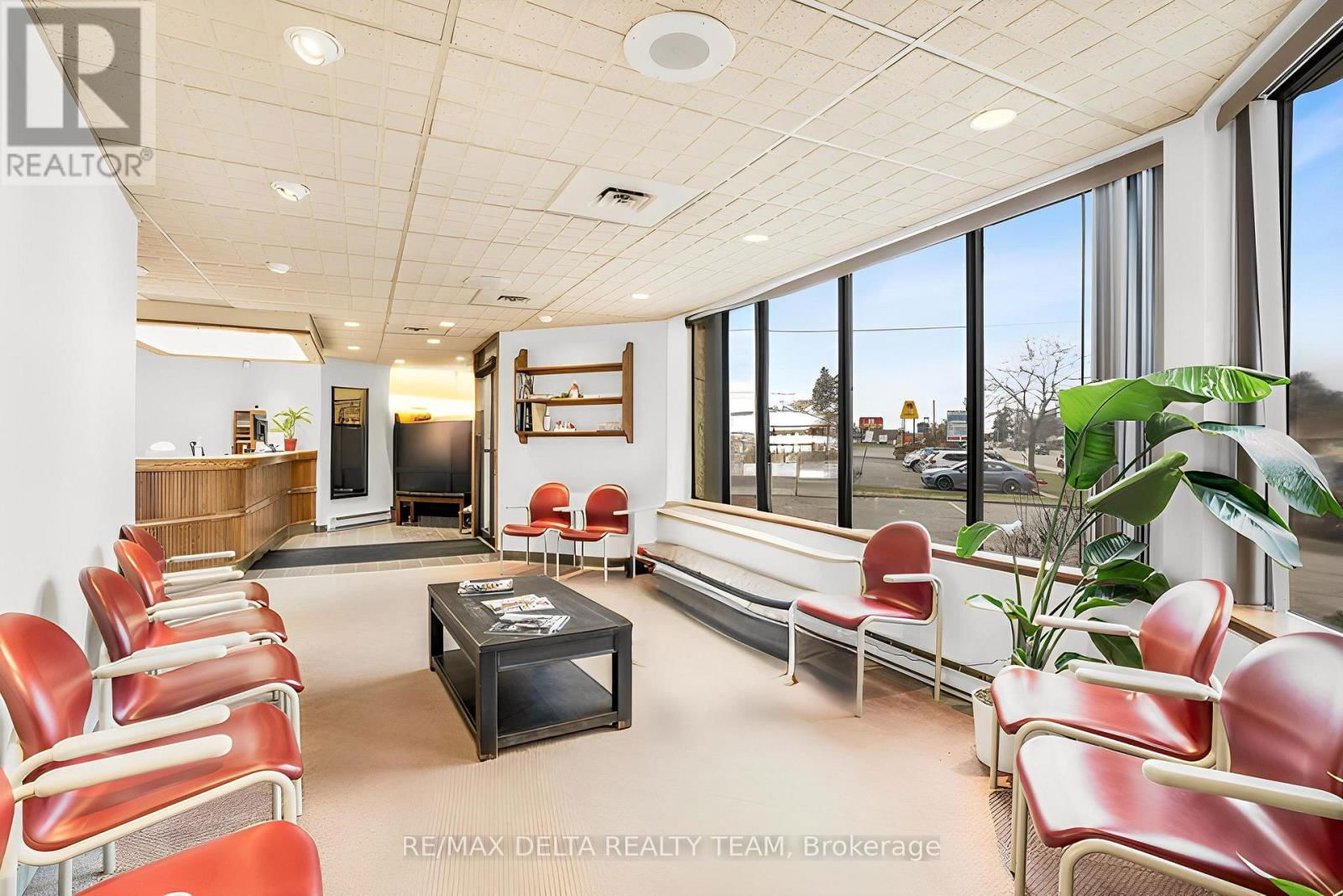 2548 ST JOSEPH BOULEVARD Image 8