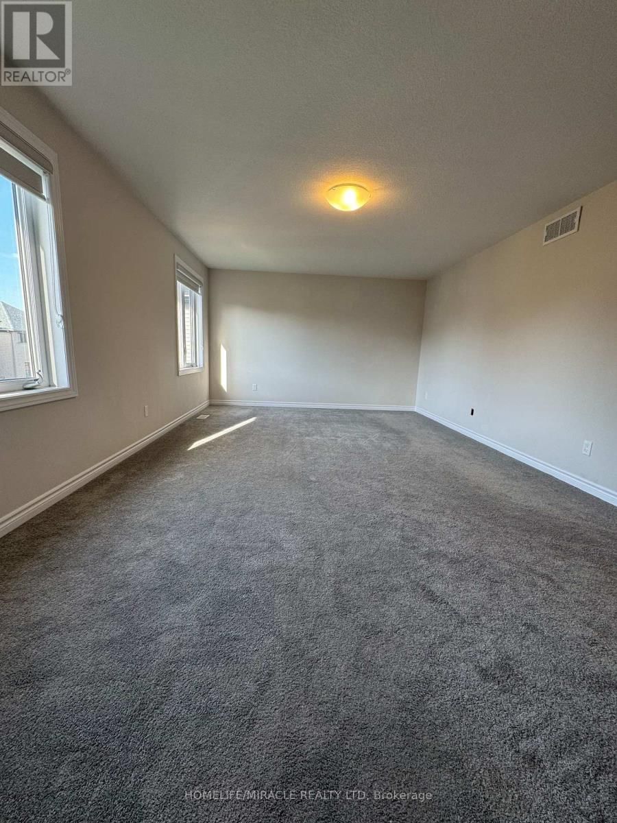 24 SASS CRESCENT Image 14