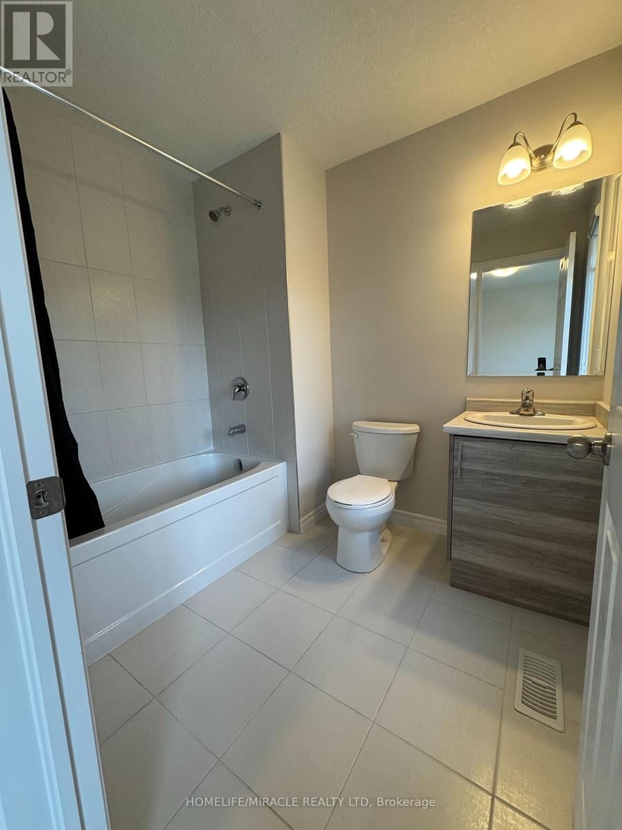 24 SASS CRESCENT Image 21