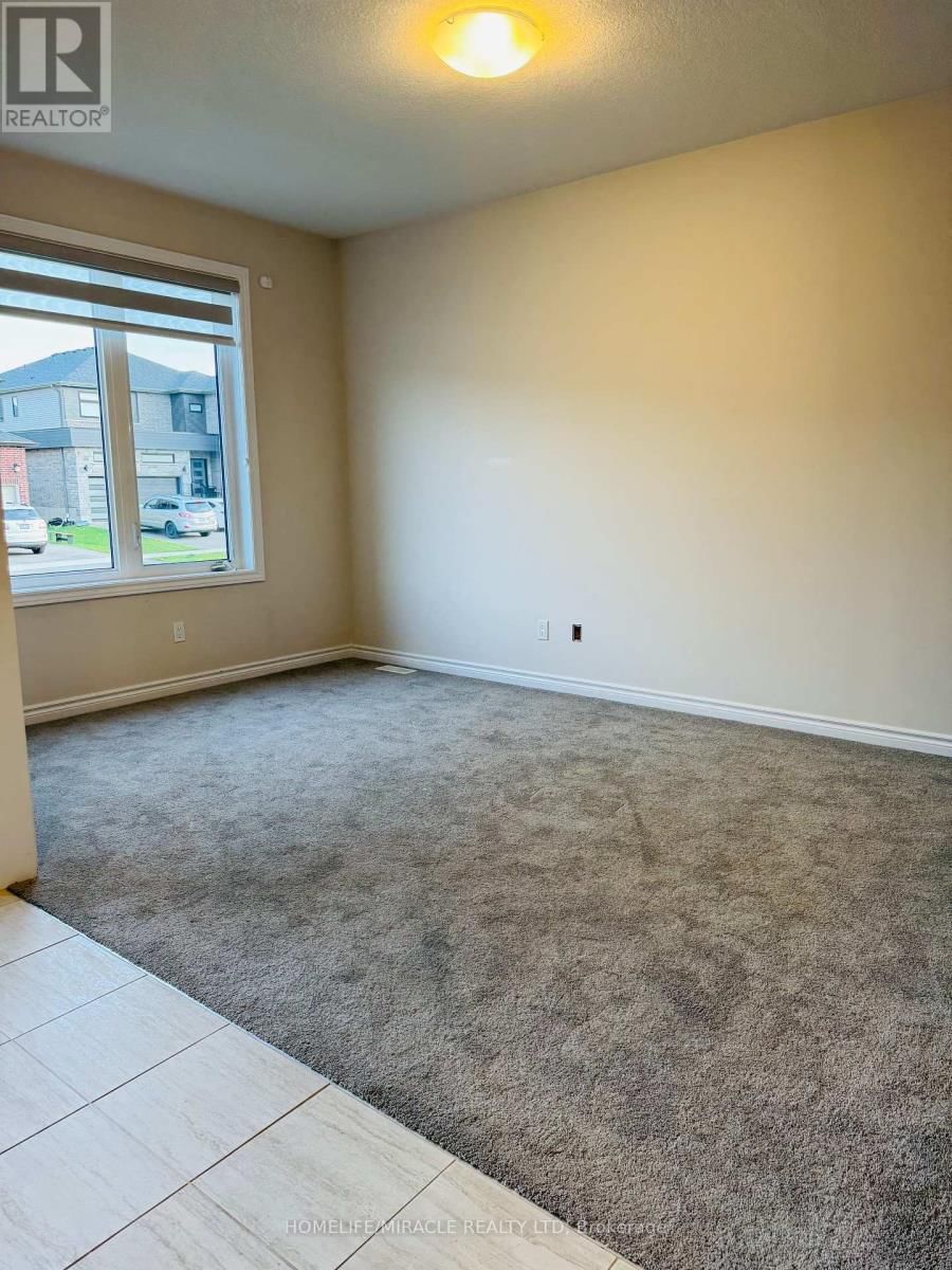24 SASS CRESCENT Image 6