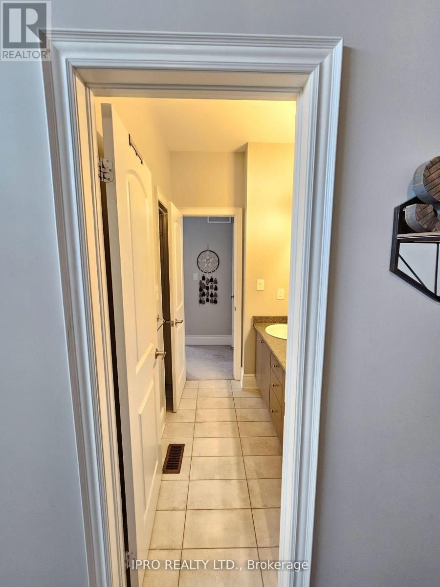 227 HUMPHREY STREET Image 30