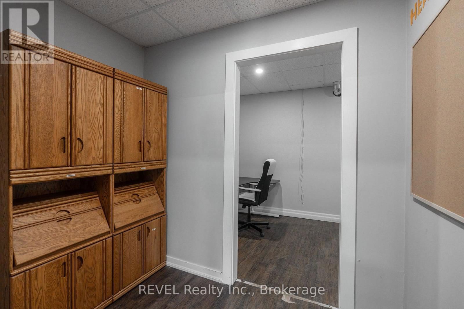 782 CANBORO ROAD Image 18