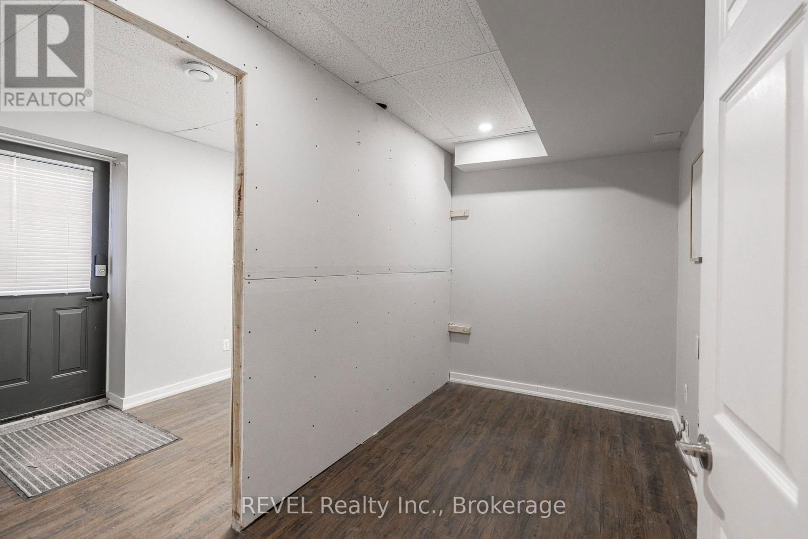 782 CANBORO ROAD Image 24