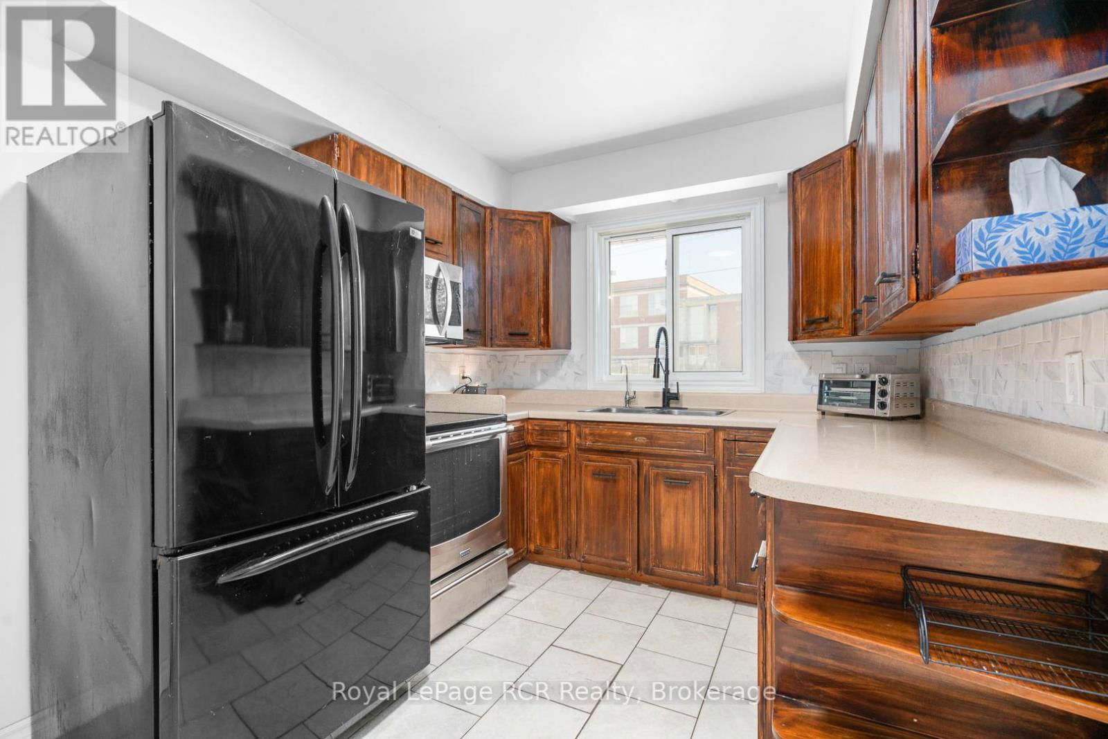 170 7TH STREET Image 14