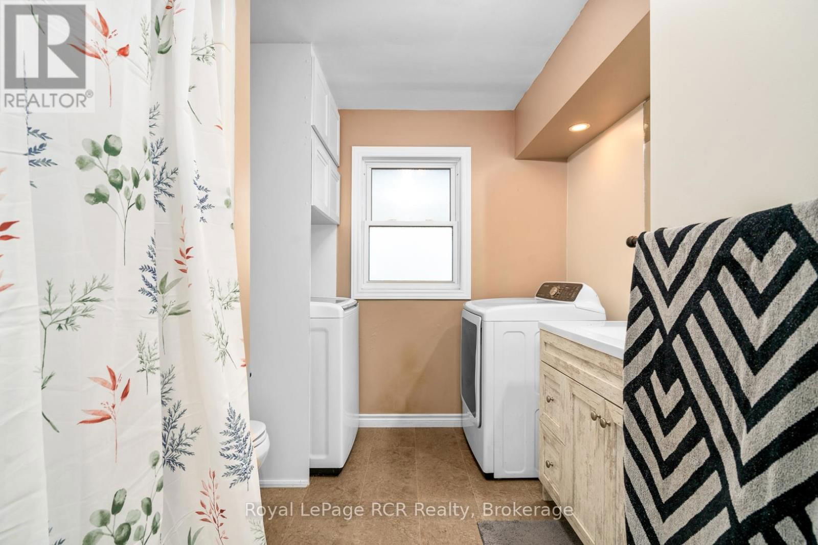 170 7TH STREET Image 18