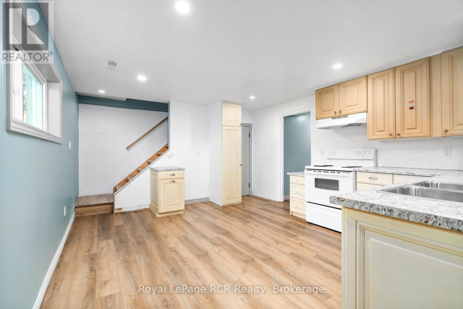 170 7TH STREET Image 21
