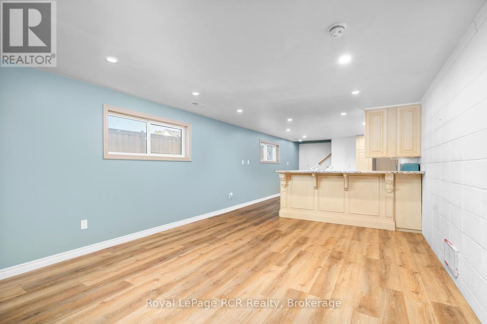 170 7TH STREET Image 26