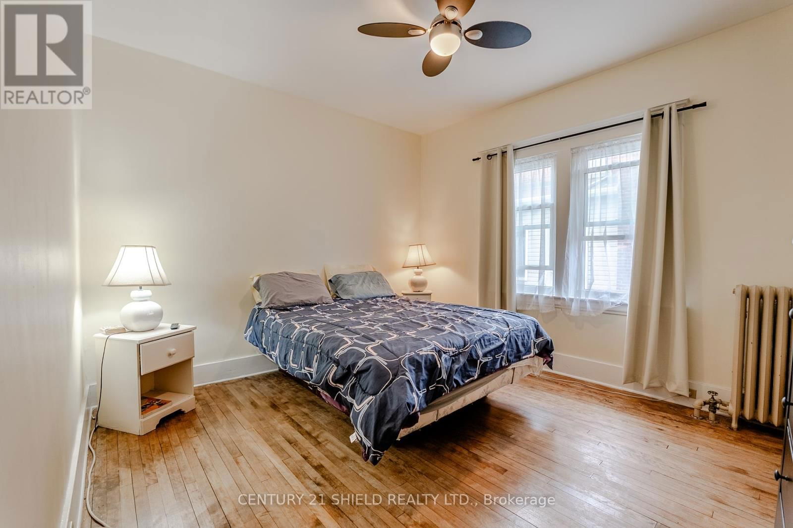 114 GLOUCESTER STREET NORTH Image 36