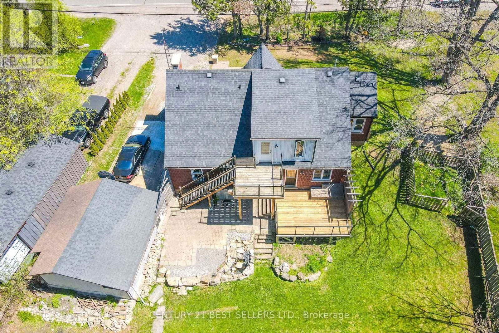 933 HIGHWAY 6 Image 39