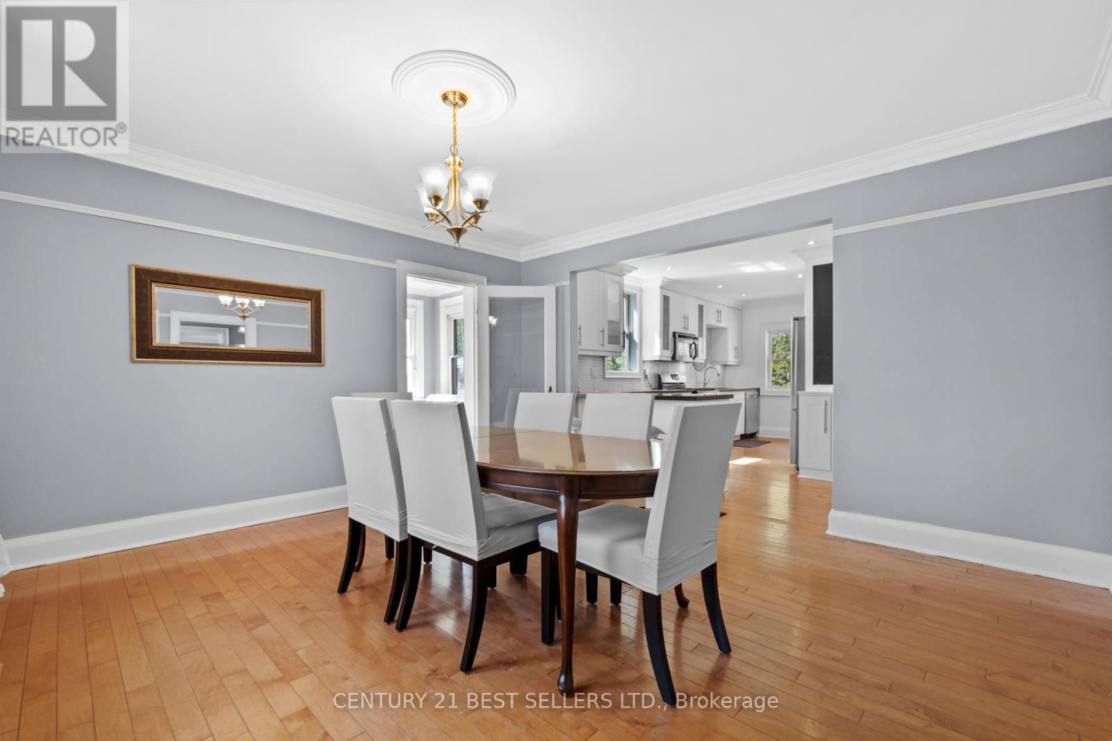 933 HIGHWAY 6 Image 9