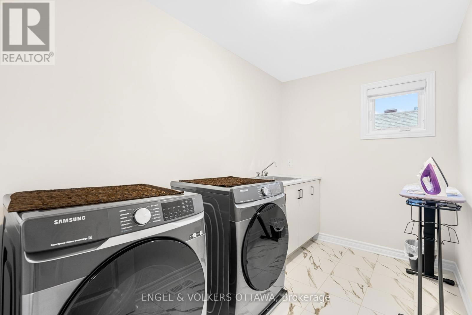 237 KINDERWOOD WAY Image 38