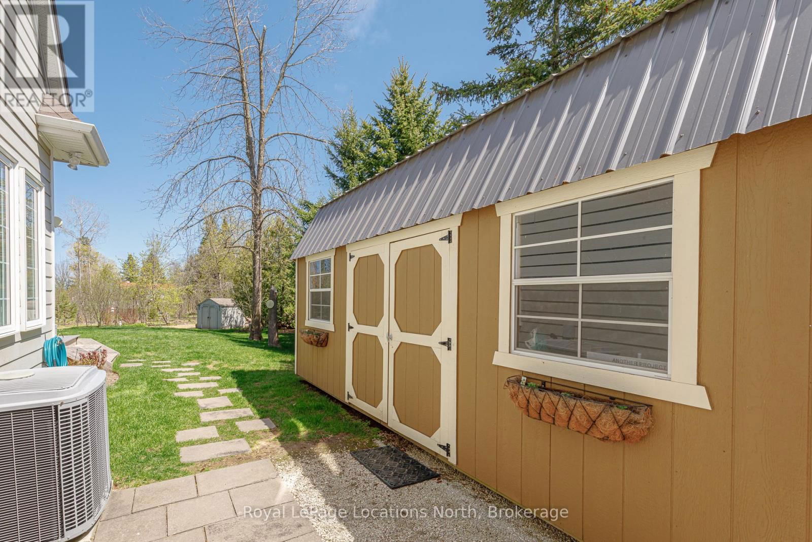 213 CAMPERDOWN ROAD Image 41