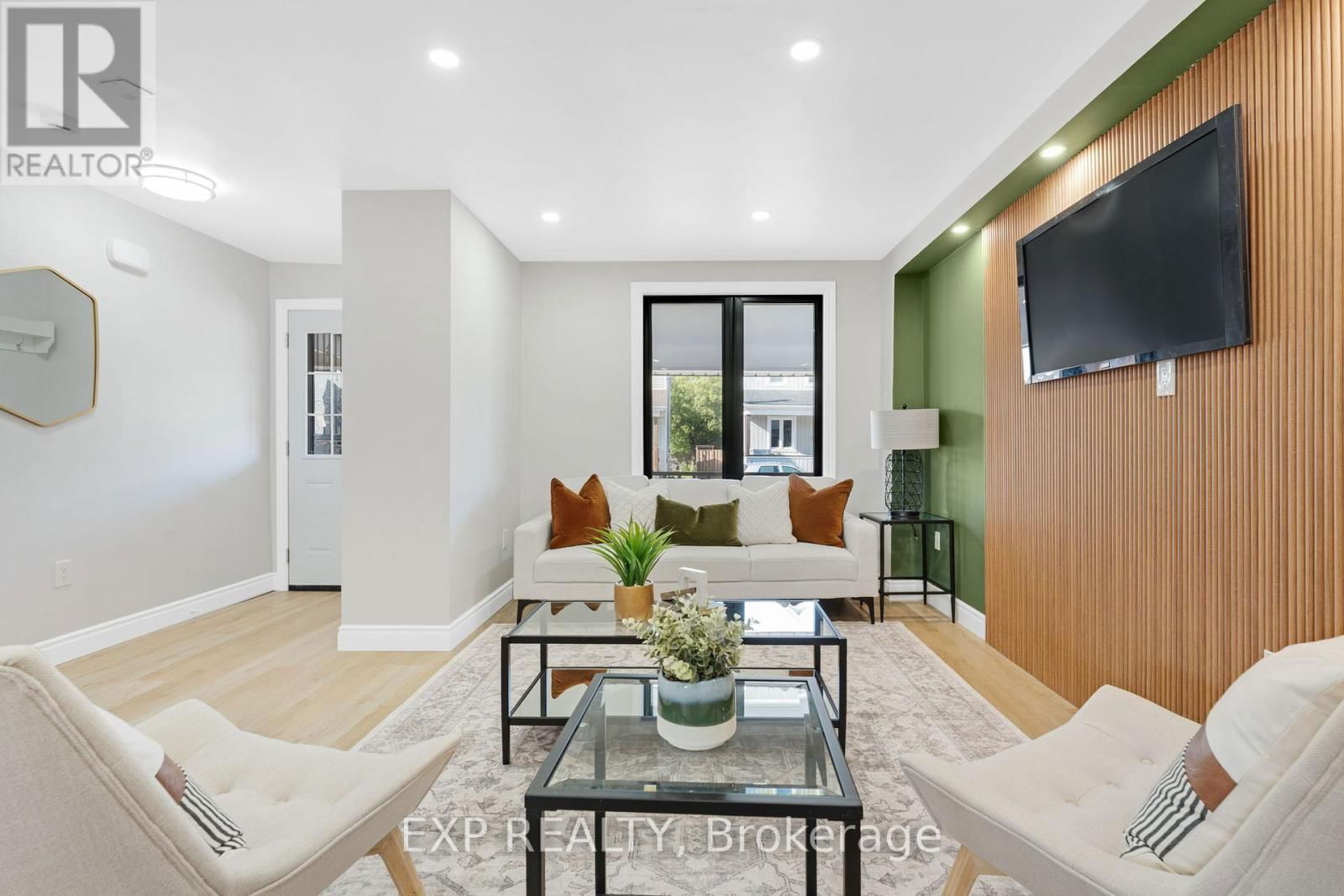 20 BRITANNIA AVENUE Image 10