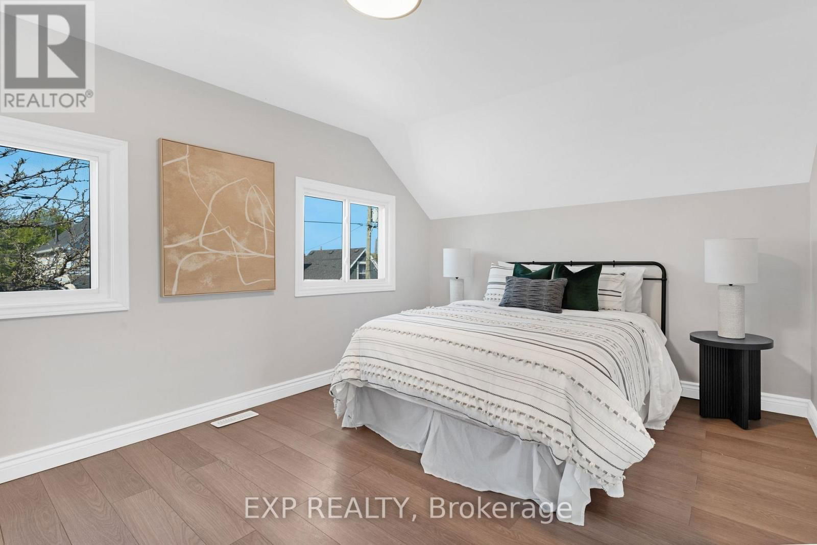 20 BRITANNIA AVENUE Image 25