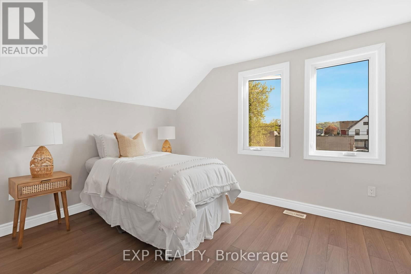 20 BRITANNIA AVENUE Image 30