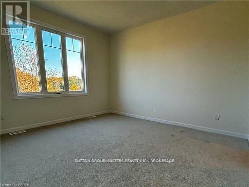 46 OAKMONT DRIVE Image 12