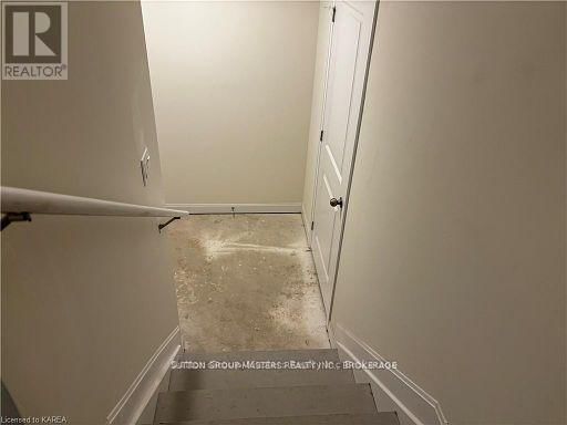 46 OAKMONT DRIVE Image 17