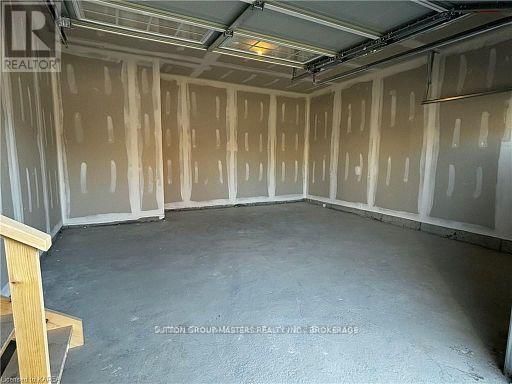 46 OAKMONT DRIVE Image 26