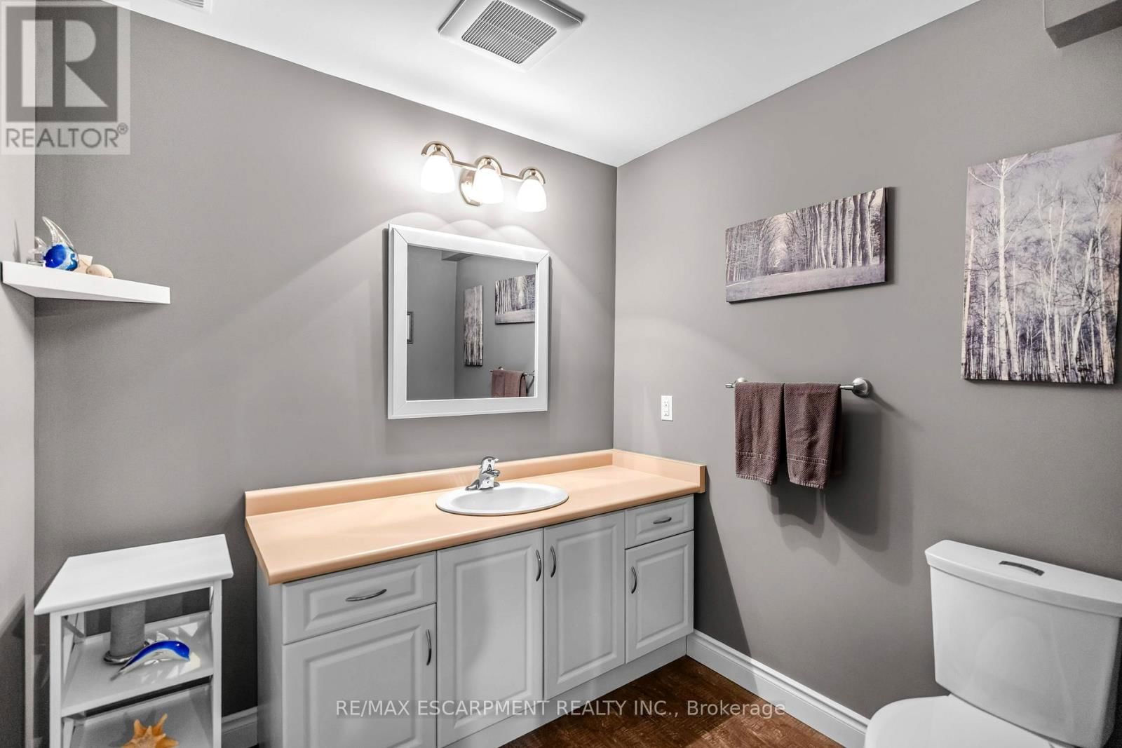 28 EDGECROFT CRESCENT Image 33