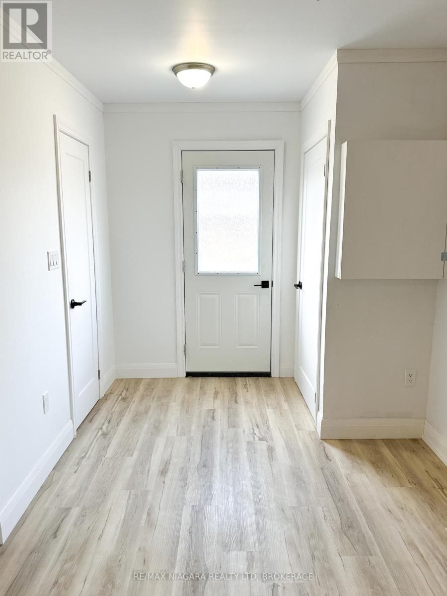 233 PELHAM ROAD Image 21