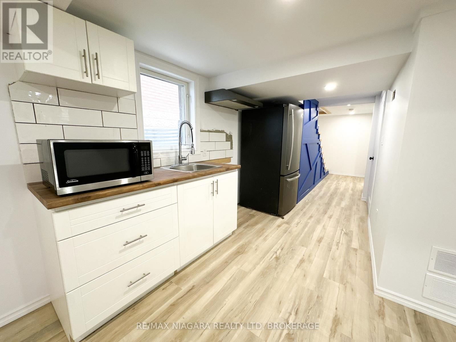 233 PELHAM ROAD Image 28