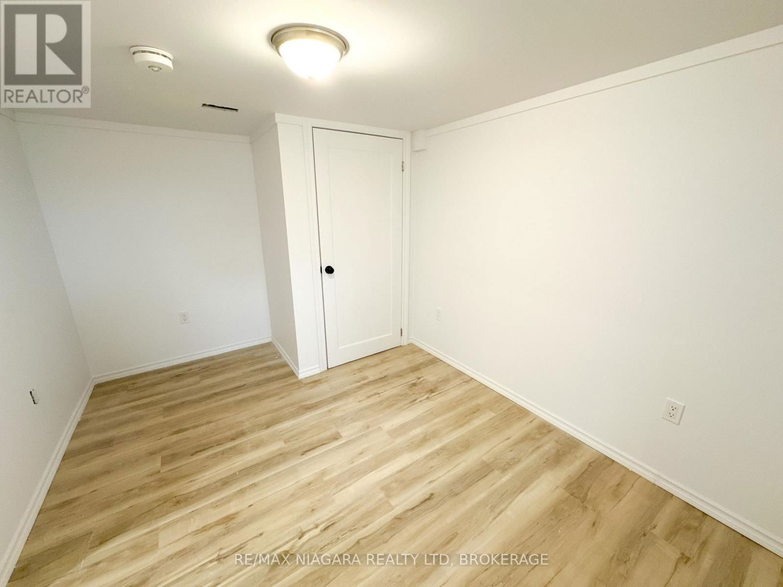 233 PELHAM ROAD Image 32