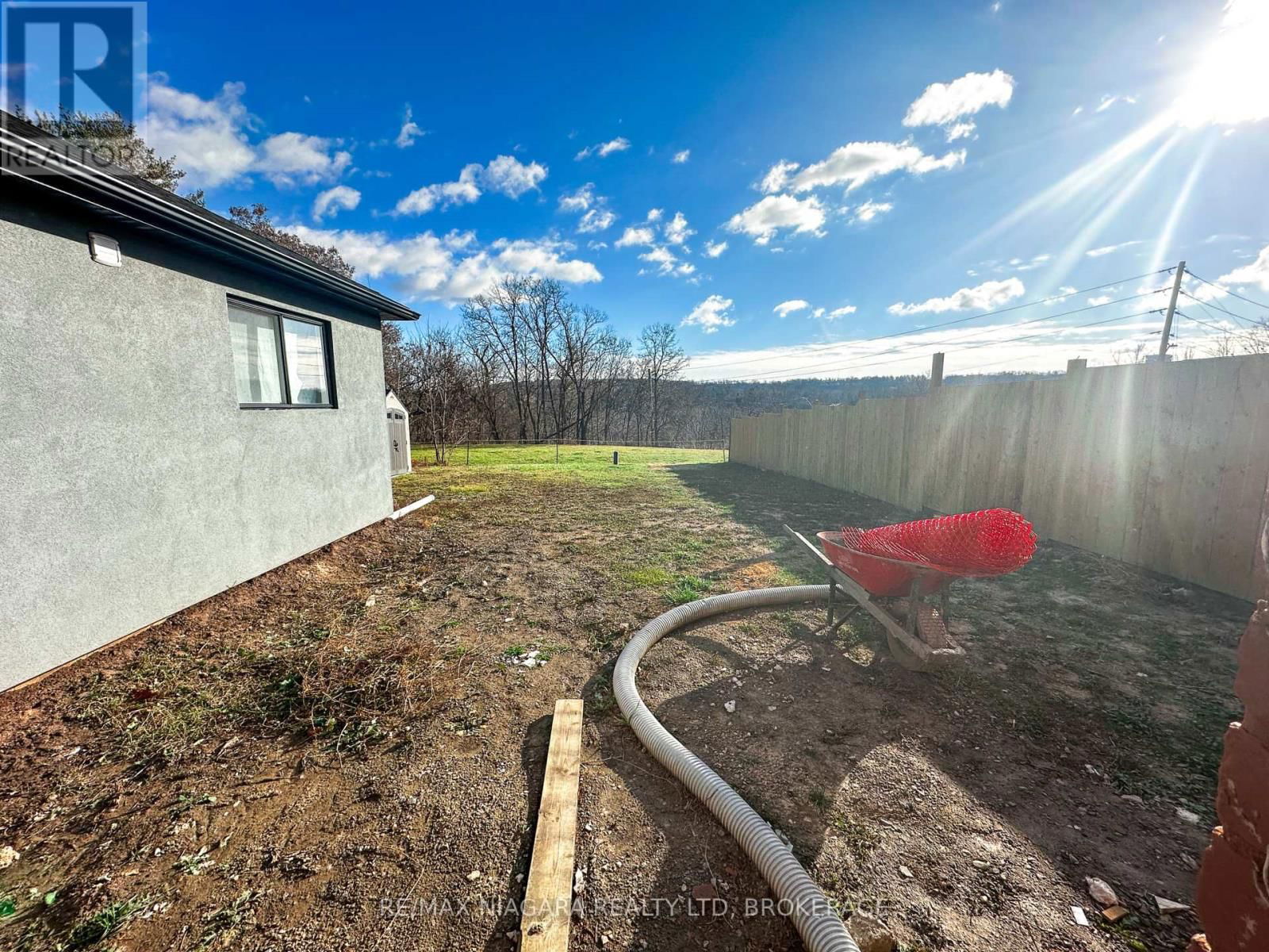 233 PELHAM ROAD Image 36