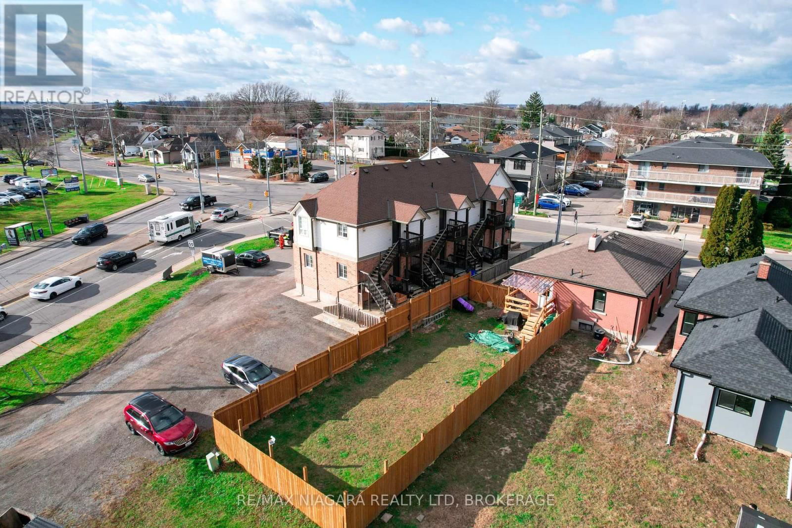 233 PELHAM ROAD Image 41
