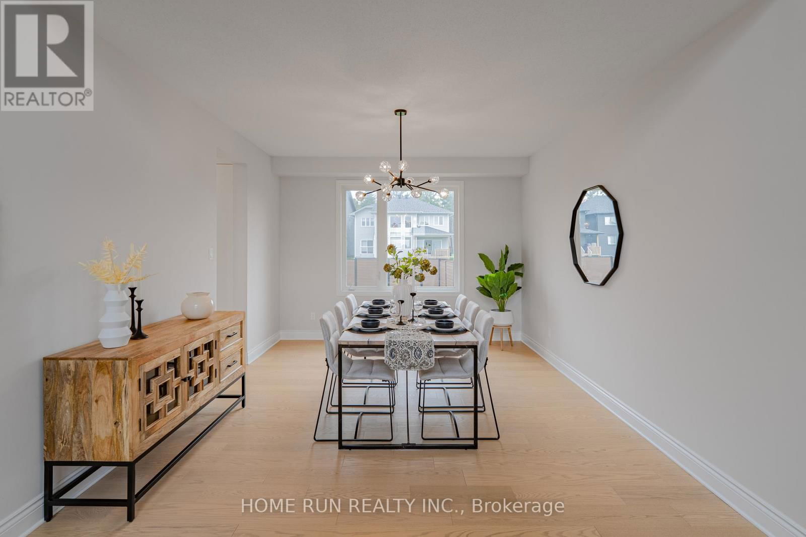527 ALBERT BOYD PRIVATE Image 15