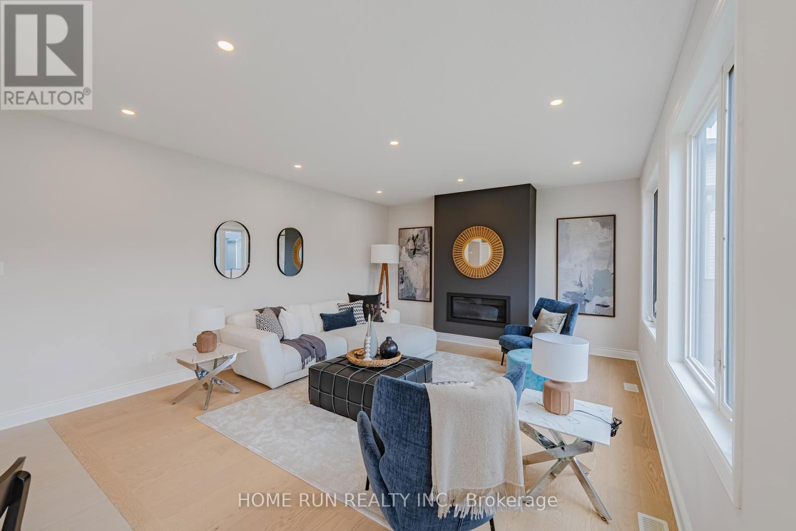 527 ALBERT BOYD PRIVATE Image 24