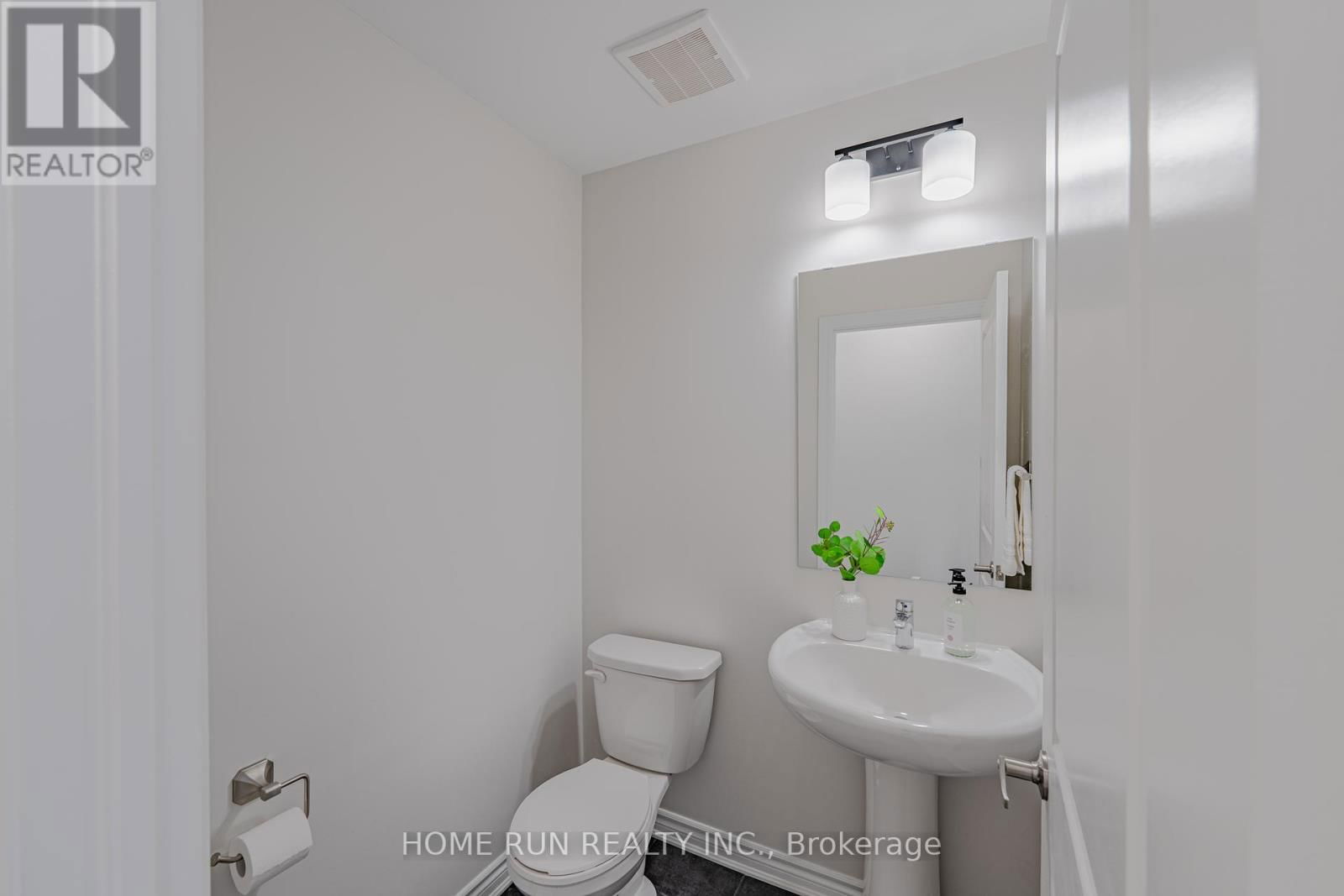 527 ALBERT BOYD PRIVATE Image 29