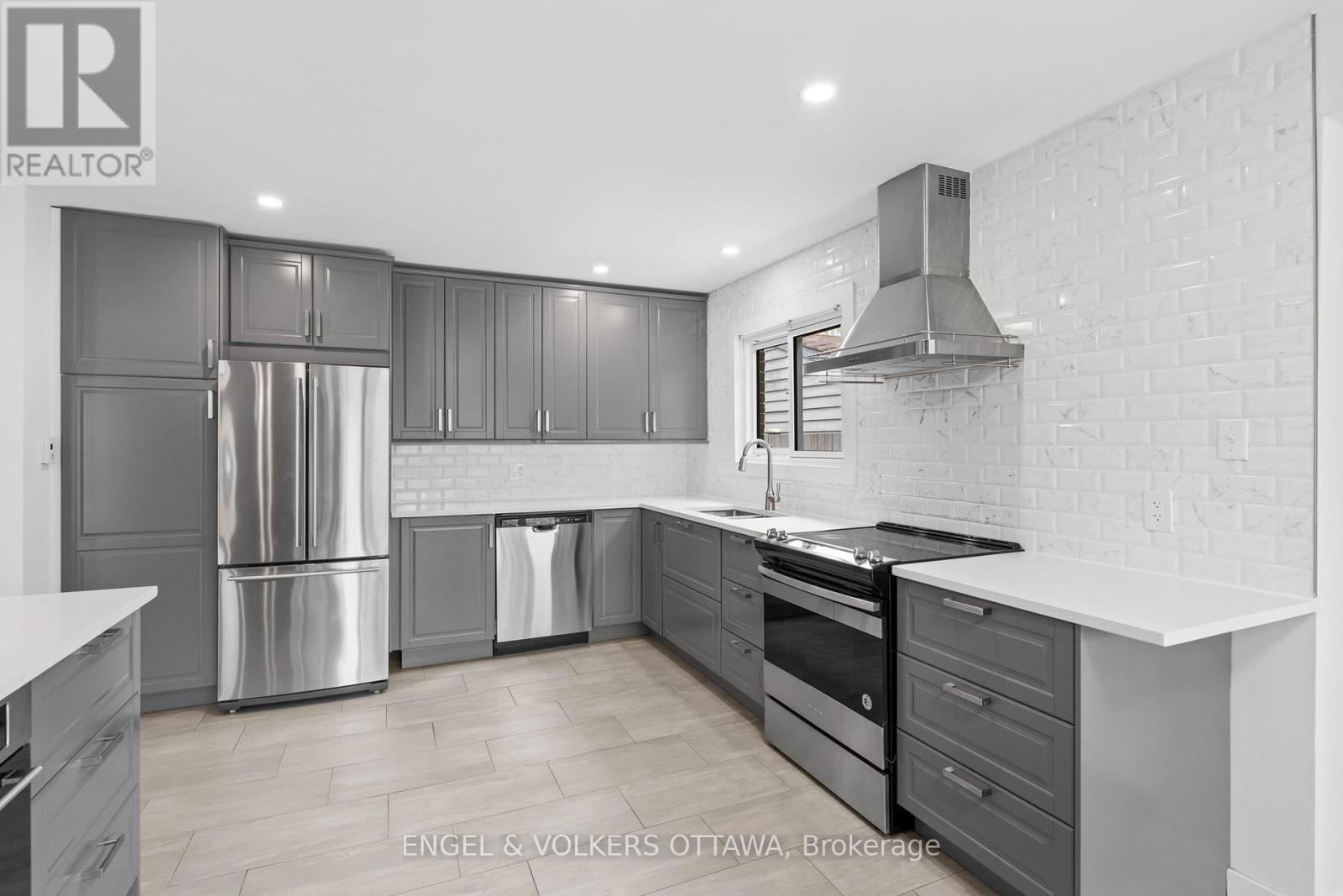 70 VARLEY DRIVE Image 11