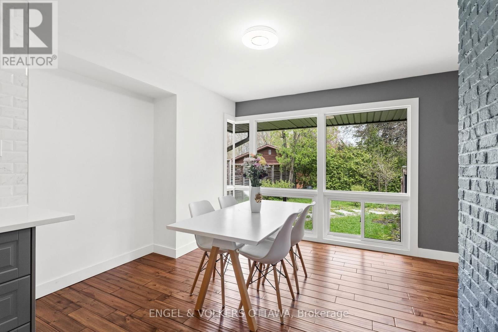 70 VARLEY DRIVE Image 15