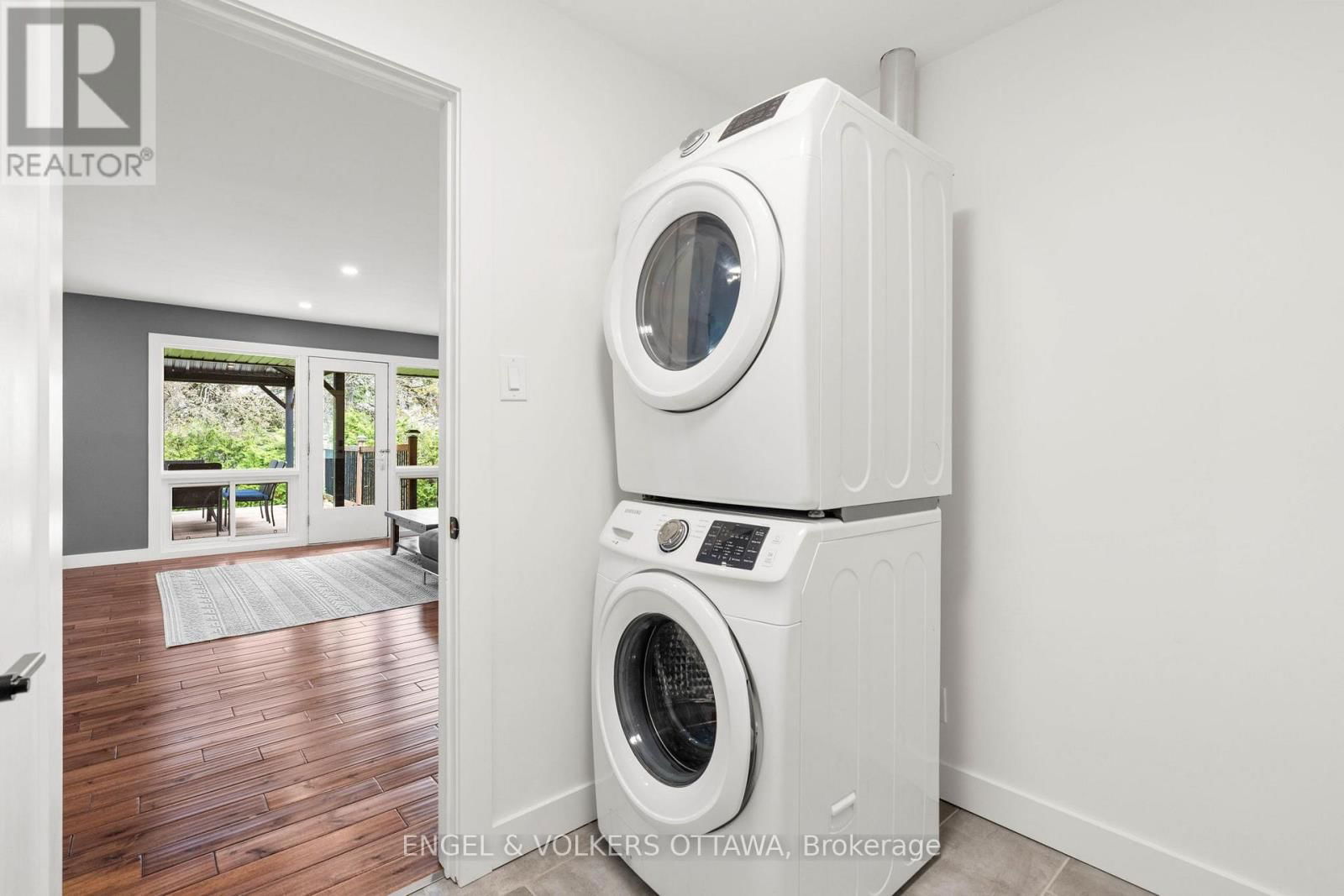 70 VARLEY DRIVE Image 17