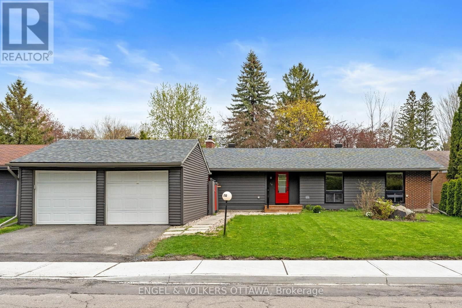 70 VARLEY DRIVE Image 2