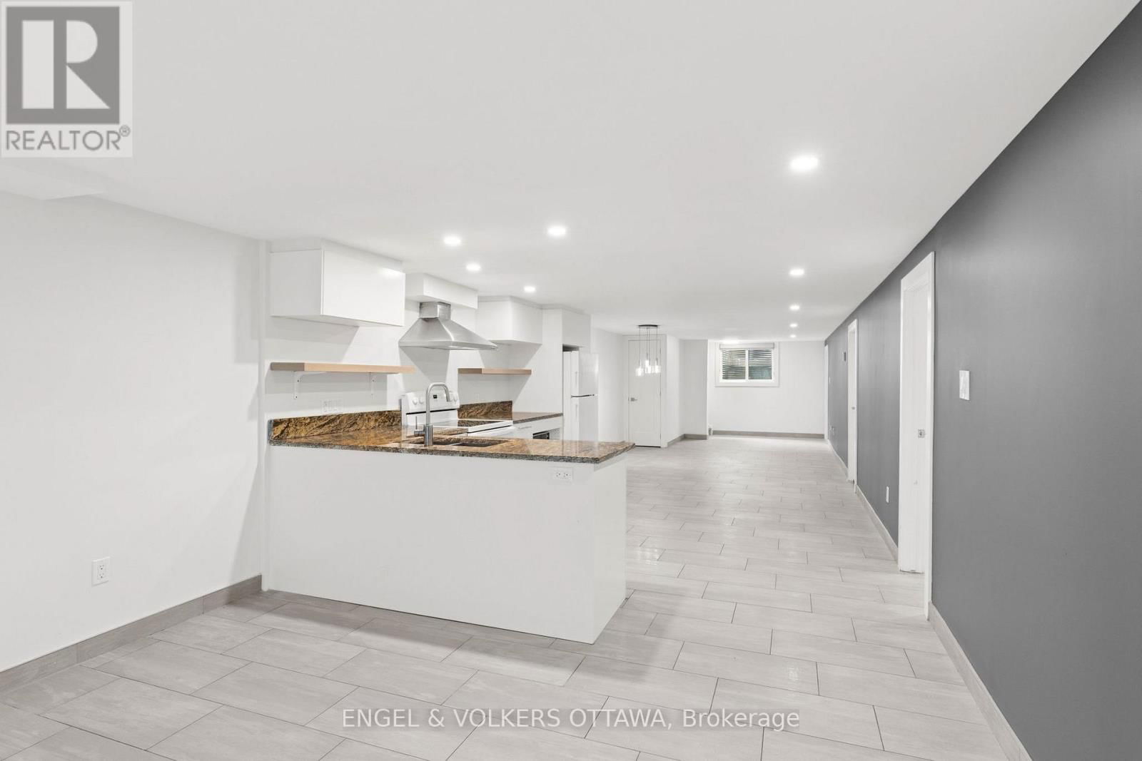 70 VARLEY DRIVE Image 37