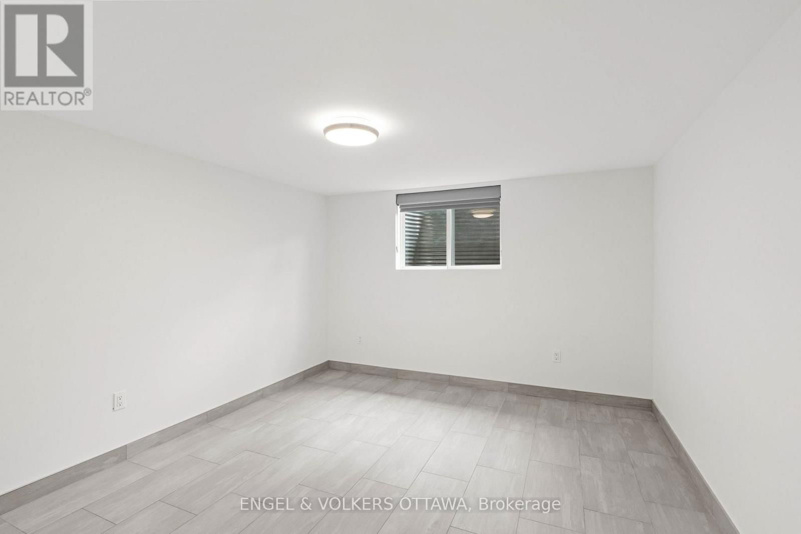 70 VARLEY DRIVE Image 41
