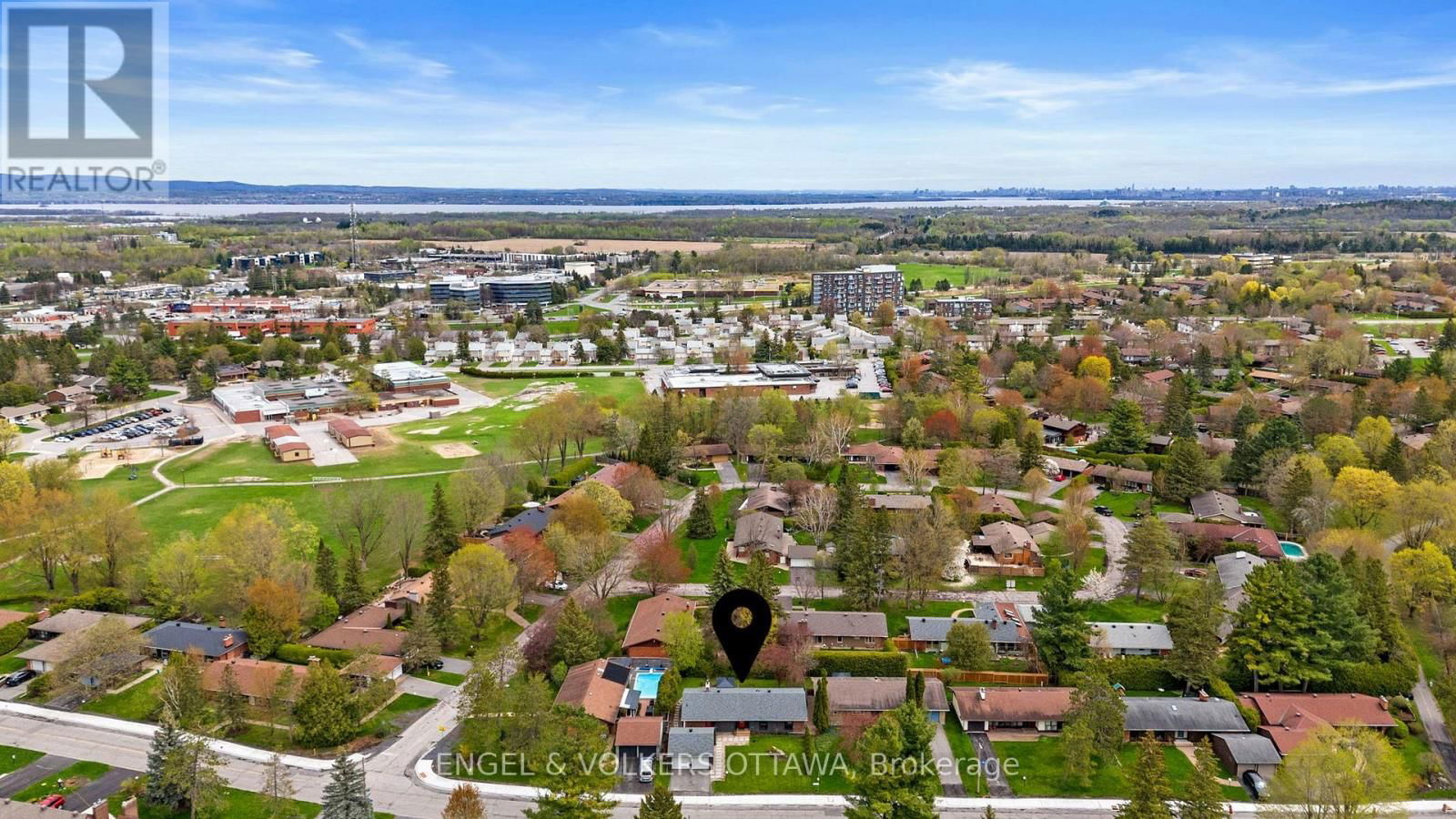 70 VARLEY DRIVE Image 48