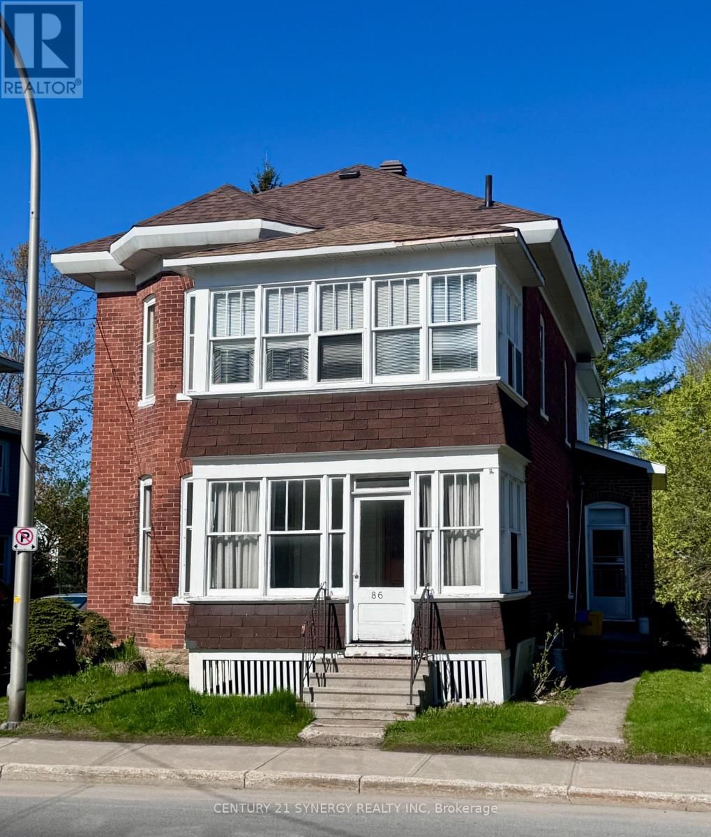 86 BROCKVILLE STREET Image 1