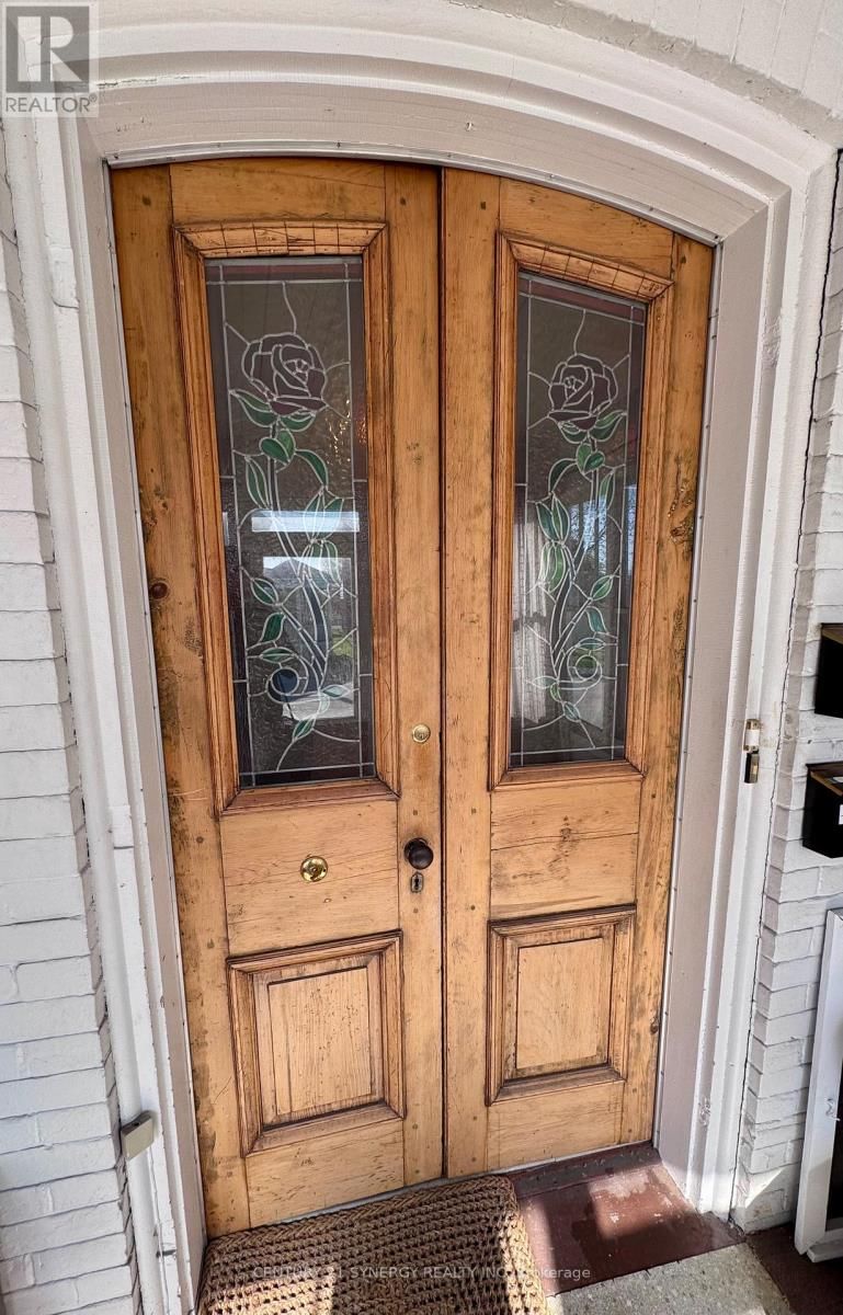 86 BROCKVILLE STREET Image 10