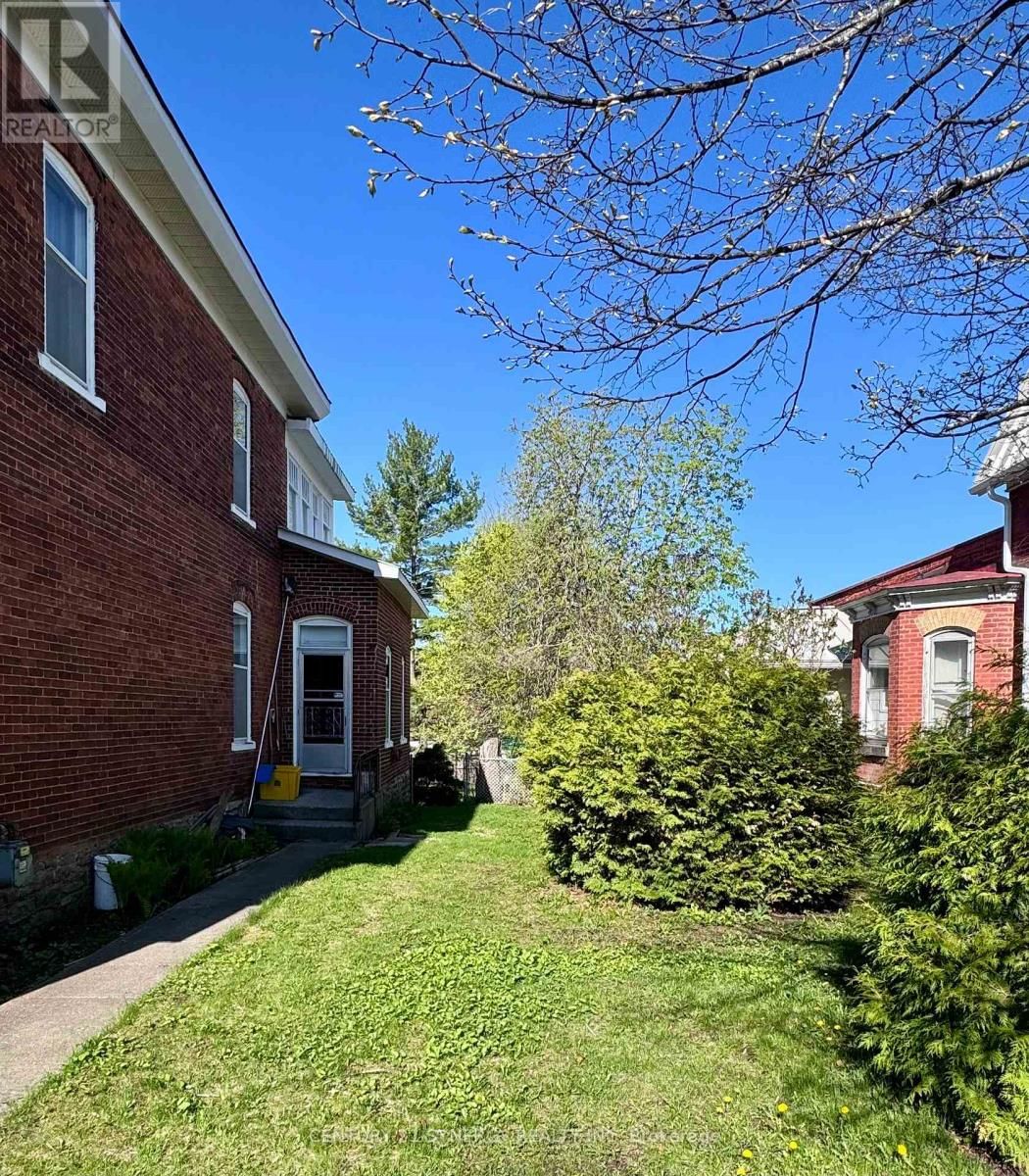 86 BROCKVILLE STREET Image 5
